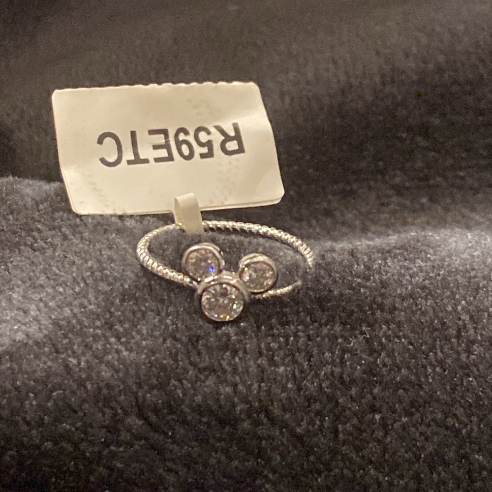 Official Disney Mickey Mouse ring, 925 Sterling Silver Charmed Aroma